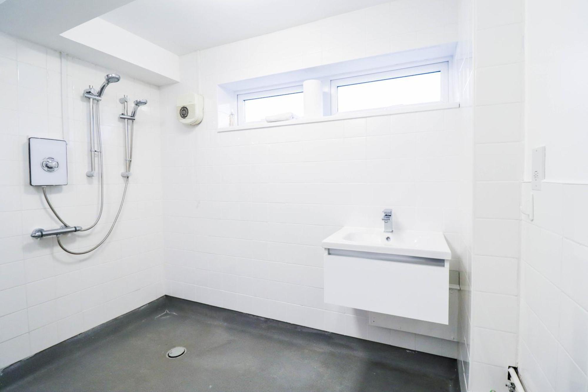 Bright And Spacious Contractor House L Parking! Borehamwood Zewnętrze zdjęcie