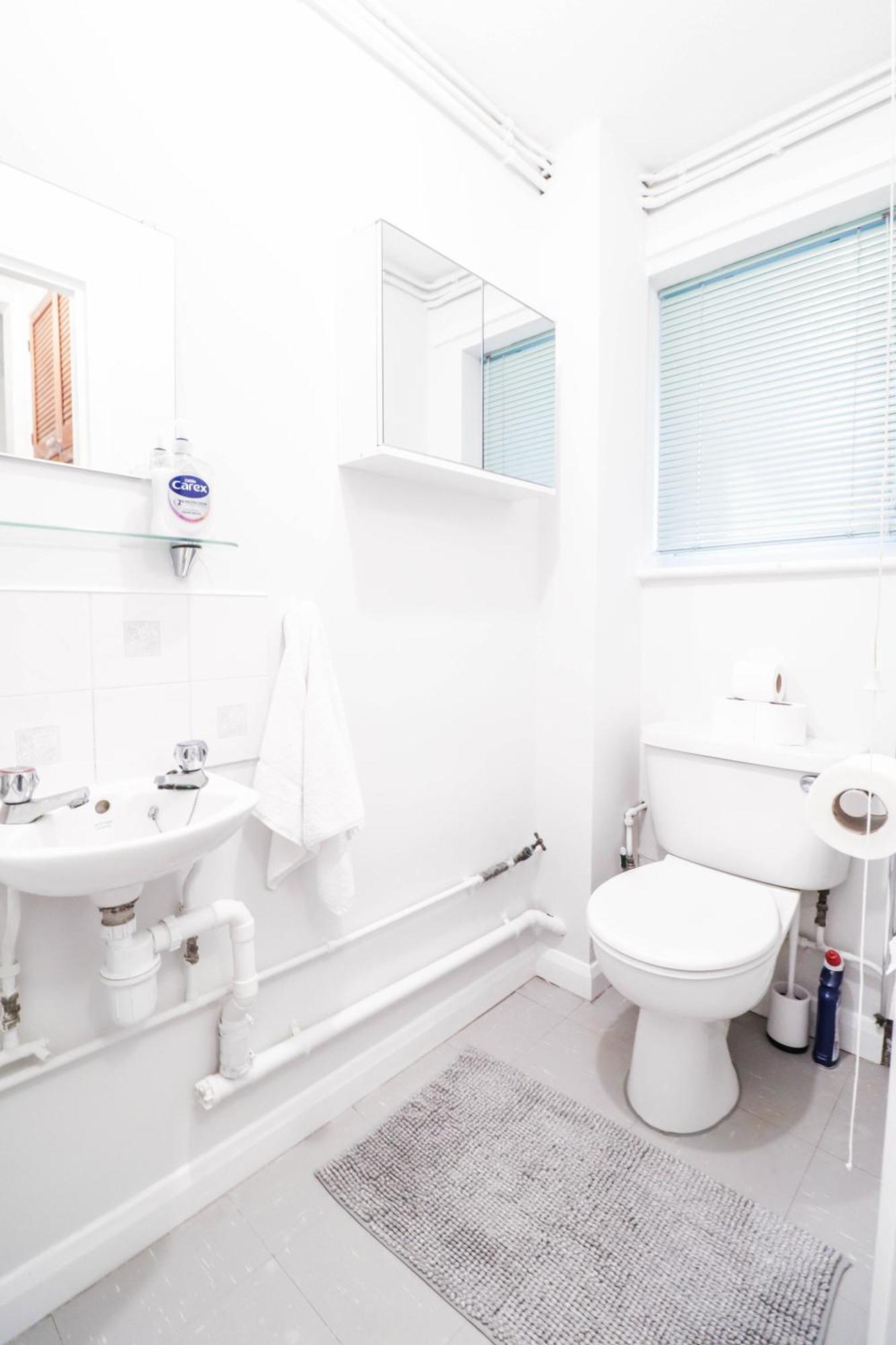 Bright And Spacious Contractor House L Parking! Borehamwood Zewnętrze zdjęcie